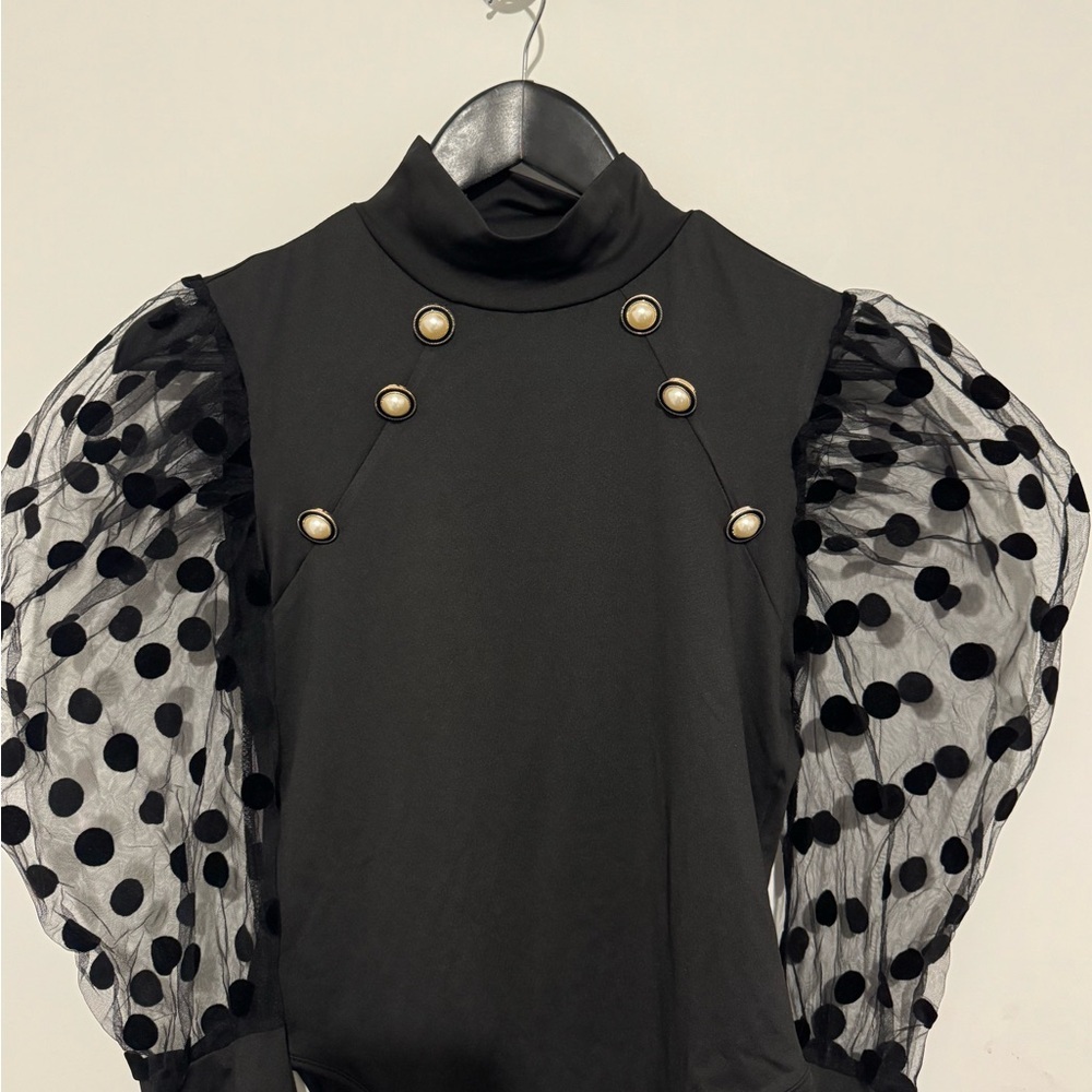 SHEIN Black Puff Sleeve Polka Dot Bodysuit with Pearl Buttons